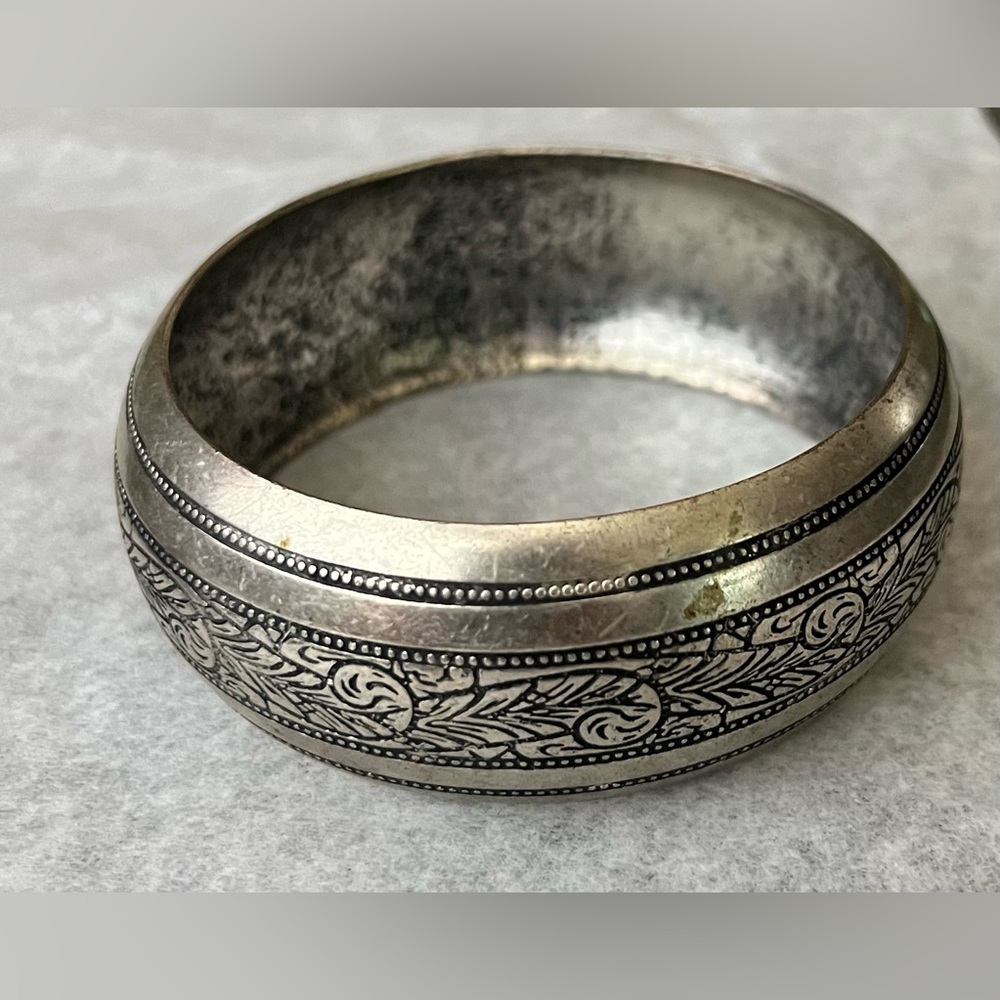 Vintage bangle